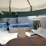 Oender * Çeşme